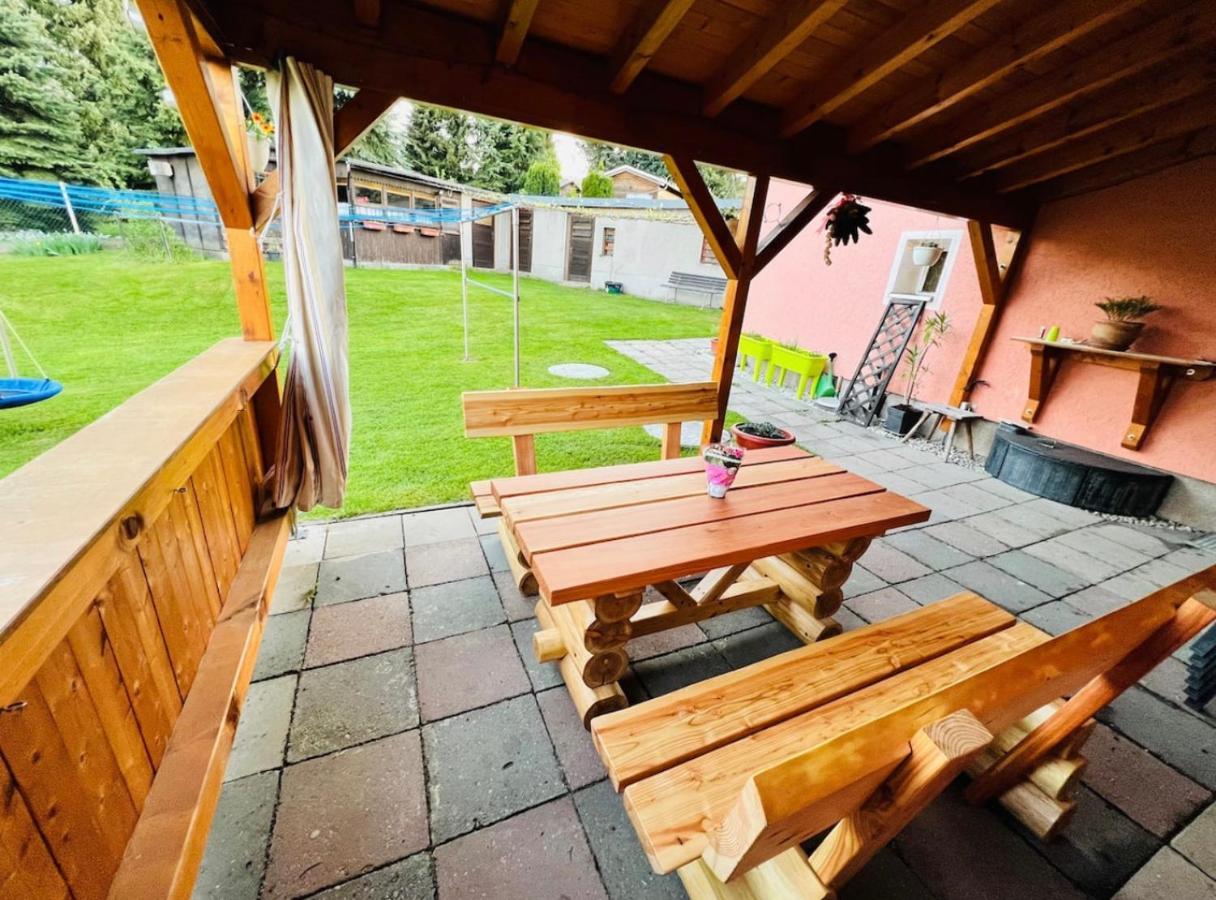 Gemuetliche Wohnung In Gruenhainichen Erzgebirge Grunhainichen Ngoại thất bức ảnh